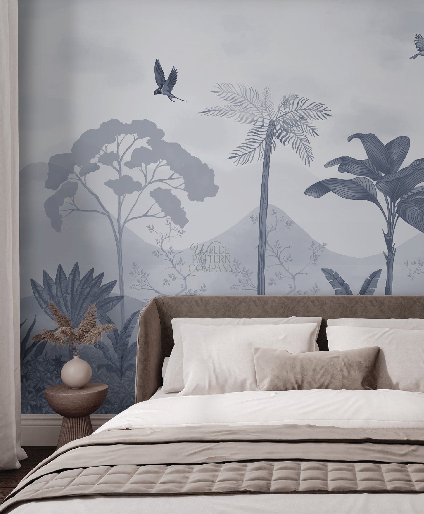 Palm & Mist (Navy Blue)