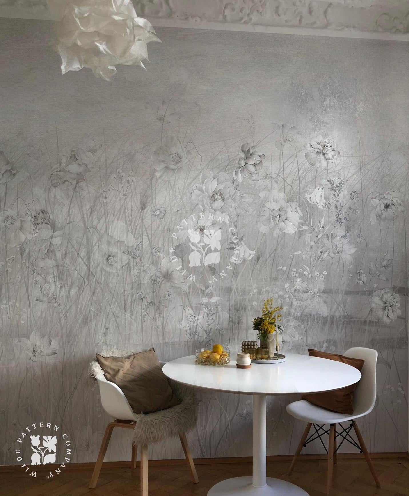 Eastern Bloom in Grey, Oriental Wallpaper