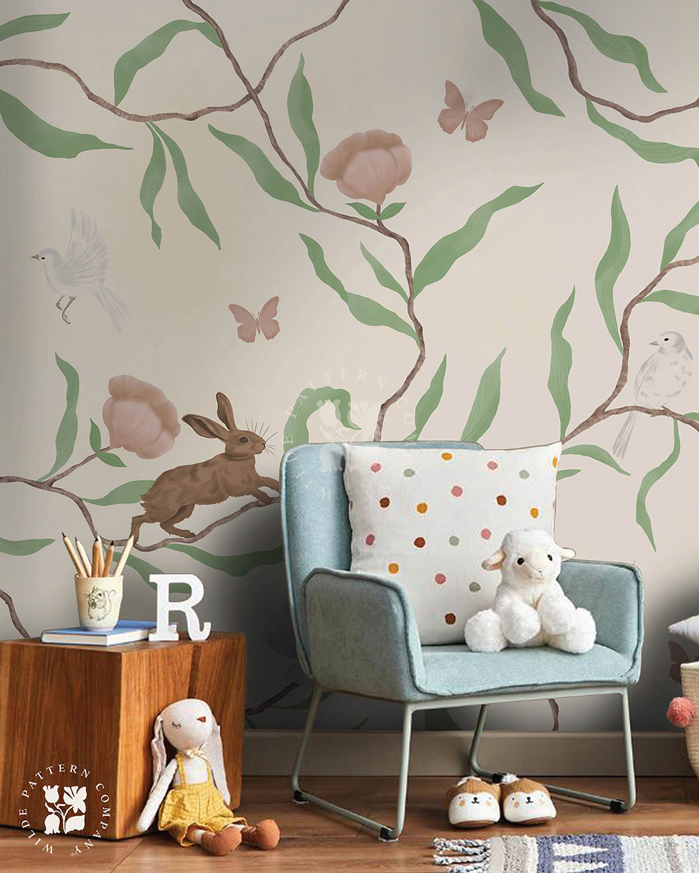 Wonderwood in White, Woodland Kids Wallpaper