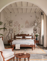 Whispers in the Garden, India in the Wilde Wallpaper